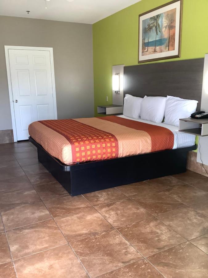 Texas - Welasco/mercedes Motel Weslaco