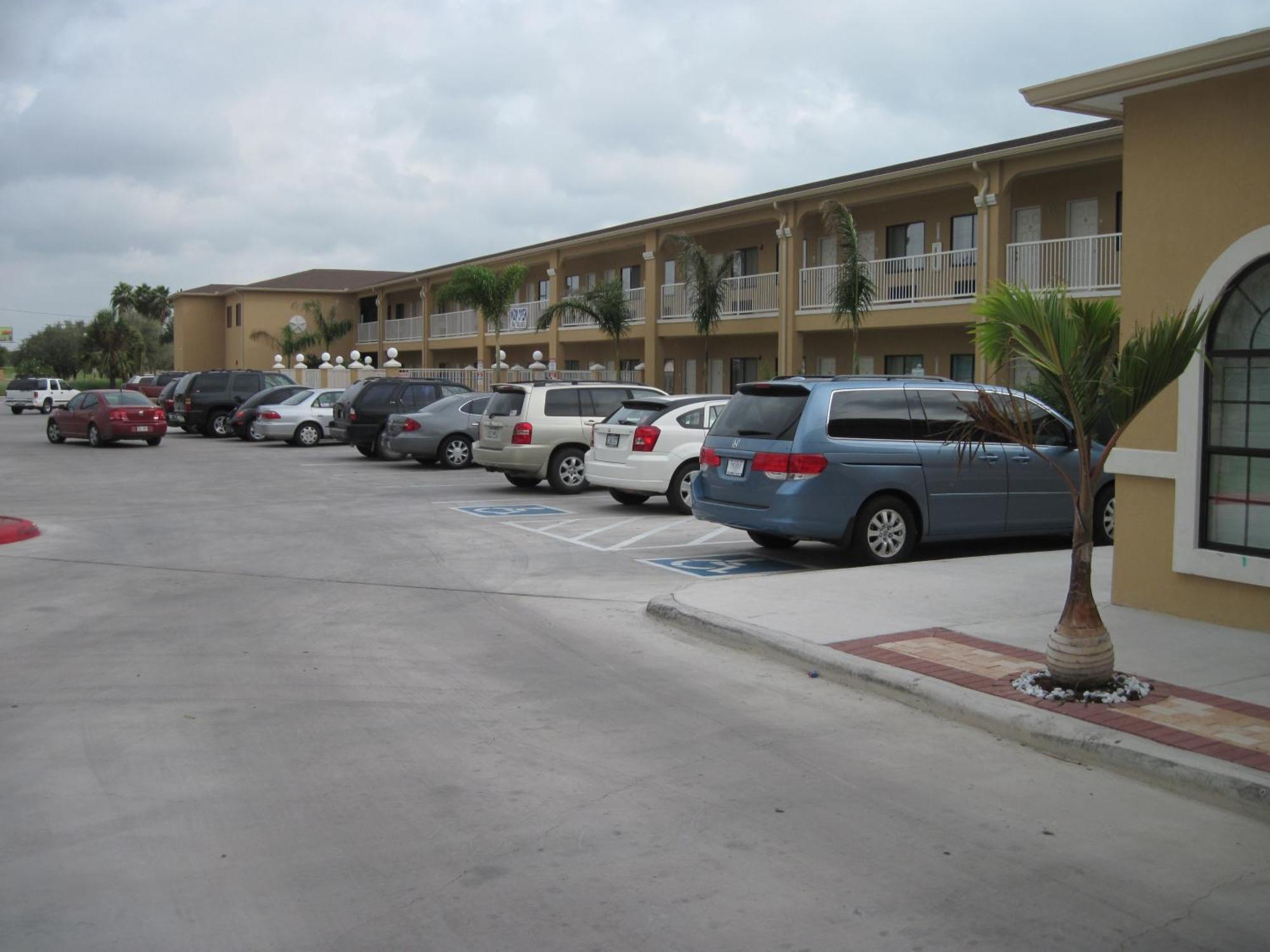 Texas - Welasco/mercedes Motel